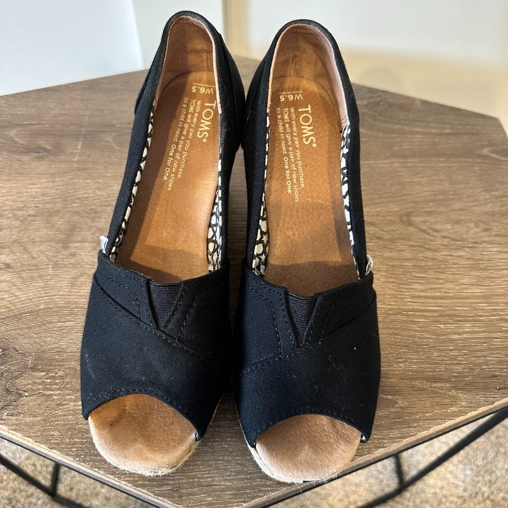 TOMS Michelle Wedge Pump Black